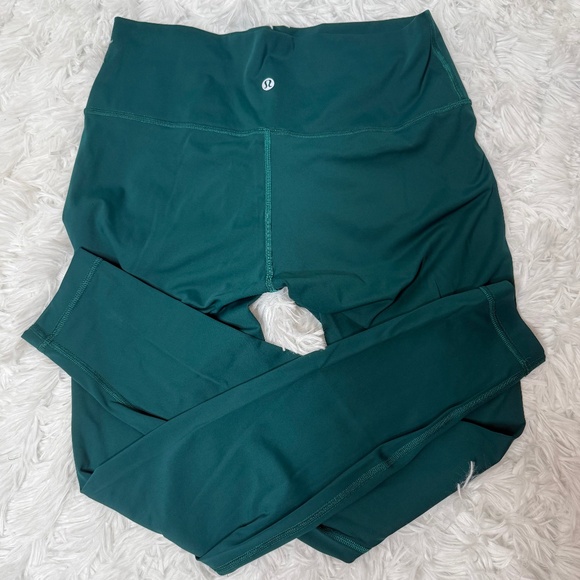 Lululemon Gym Pants - Picture 4 of 8